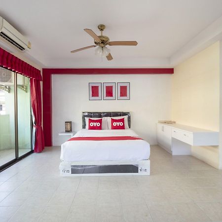 Billabong Hotel Pattaya Extérieur photo