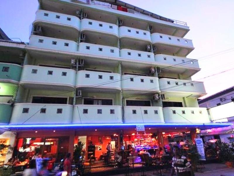 Billabong Hotel Pattaya Extérieur photo